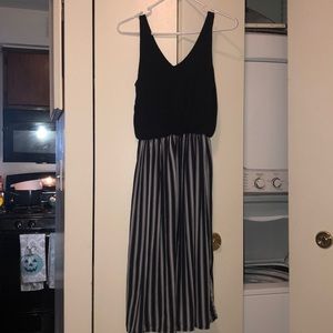 Navy midi flowing striped dress